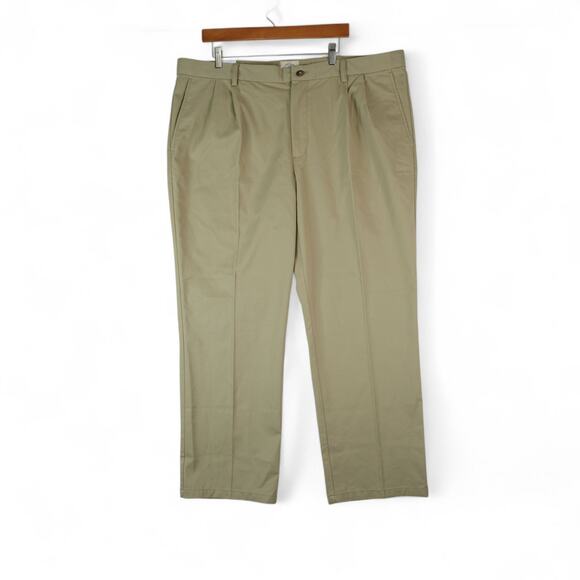 St Johns Bay Chino Pants Mens 42x30 Khaki Easy Care Classic Fit Pleat Front - Picture 1 of 12